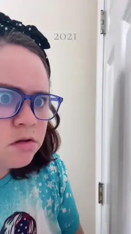 Knock on wood 🪵 #transition #taylorswift #2021 #thenvsnow #Bob @Taylor Swift 