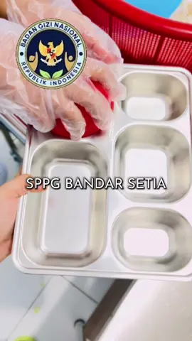 menu day 4 nasi putih 🍚 bistik ayam 🍗 tempe crispy tumis labu siam wortel jagung 🥕🌽 pisang 🍌 #bgn #mbg #sppg #badangizinasional #makanbergizigratis #sppgbandarsetia #fyppppppppppppppppppppppp #fyp #fypシ゚ #fypage #lewatberanda #lewatberandafyp #sesekalifyp 