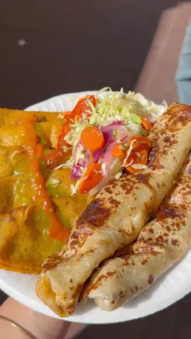 Burritos de Chorizo con Papa, Frijol con Queso, Pollo y Pollo en Mole 🌯🔥 ☎️213.318.8585  📍1285 Maple Ave., Los Angeles, CA 90015  ⏰9:30am-6:00pm  📍16104 S Vermont Ave, Gardena, CA 90247  ⏰7:00am-4:00pm  PRECIOS A MAYOREO: www.tacos-lasalsa.com y se recogen en 16104 S Vermont Ave, Gardena, CA 90247 🫶🏼  #tacosdecanasta #losangeles #burrito #burritomeme #funny      