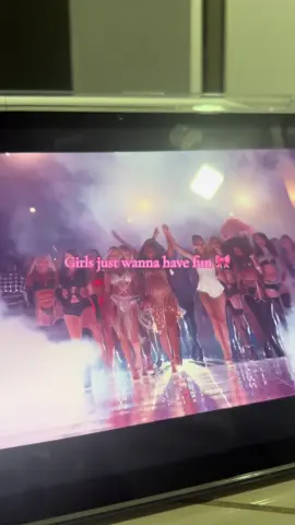 Victoria secret fashion show #victoriassecret #fashionshow #angels #girls #divas 