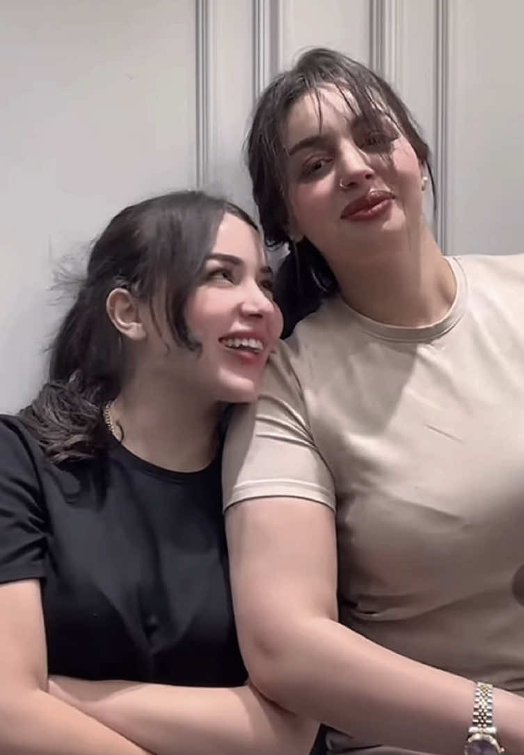 حب كبير لحنية ليديا عليها🥺❤️❤️ #سلمى #سلمى_محلاني #ليديا #معركة_حب #fyp #اكسبلورexplore @Salma Mahlani 🎀 @lydiachaouch0227 