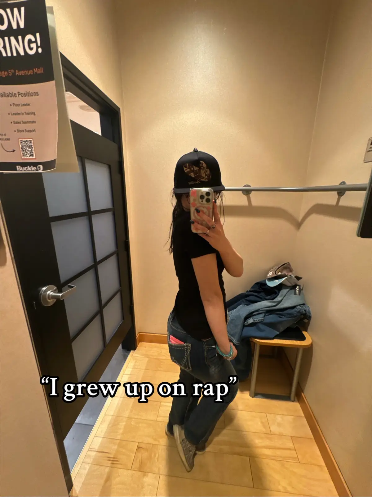 I knew I loved country music from a very young age 😝#