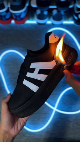 #sepatusneakers #sepatusekolah #sepatufullhitam #sepatu 