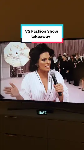 Affirmations & honesty 👀 #victoriassecret #vsfashionshow #ashleygraham 