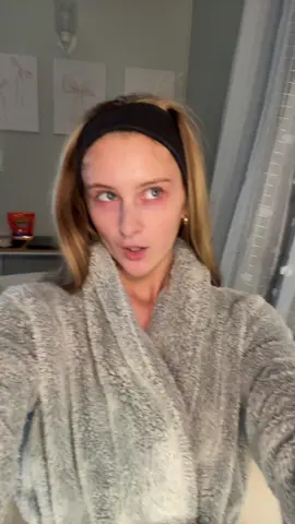 so I will be dropping way too much money on @Victoria’s Secret after tonight #vs #vsfashionshow #victoriassecretfashionshow #trending #viral 