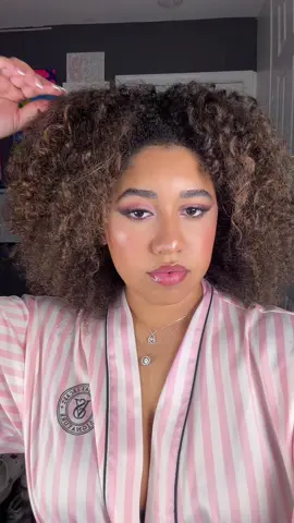 @Victoria’s Secret iconic as always 