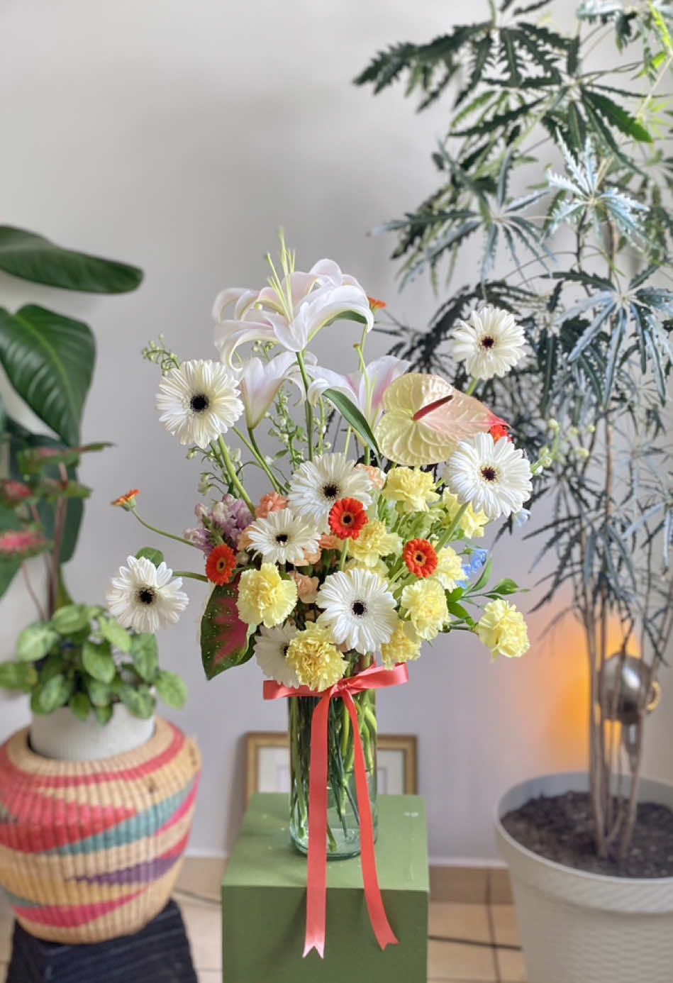 Me encanta todo el movimiento que tiene este arreglo😮‍💨🌾 y miguel bosé🙂‍↕️🫶 #hermosillo #flores #arreglofloral #floreria #gerberas 