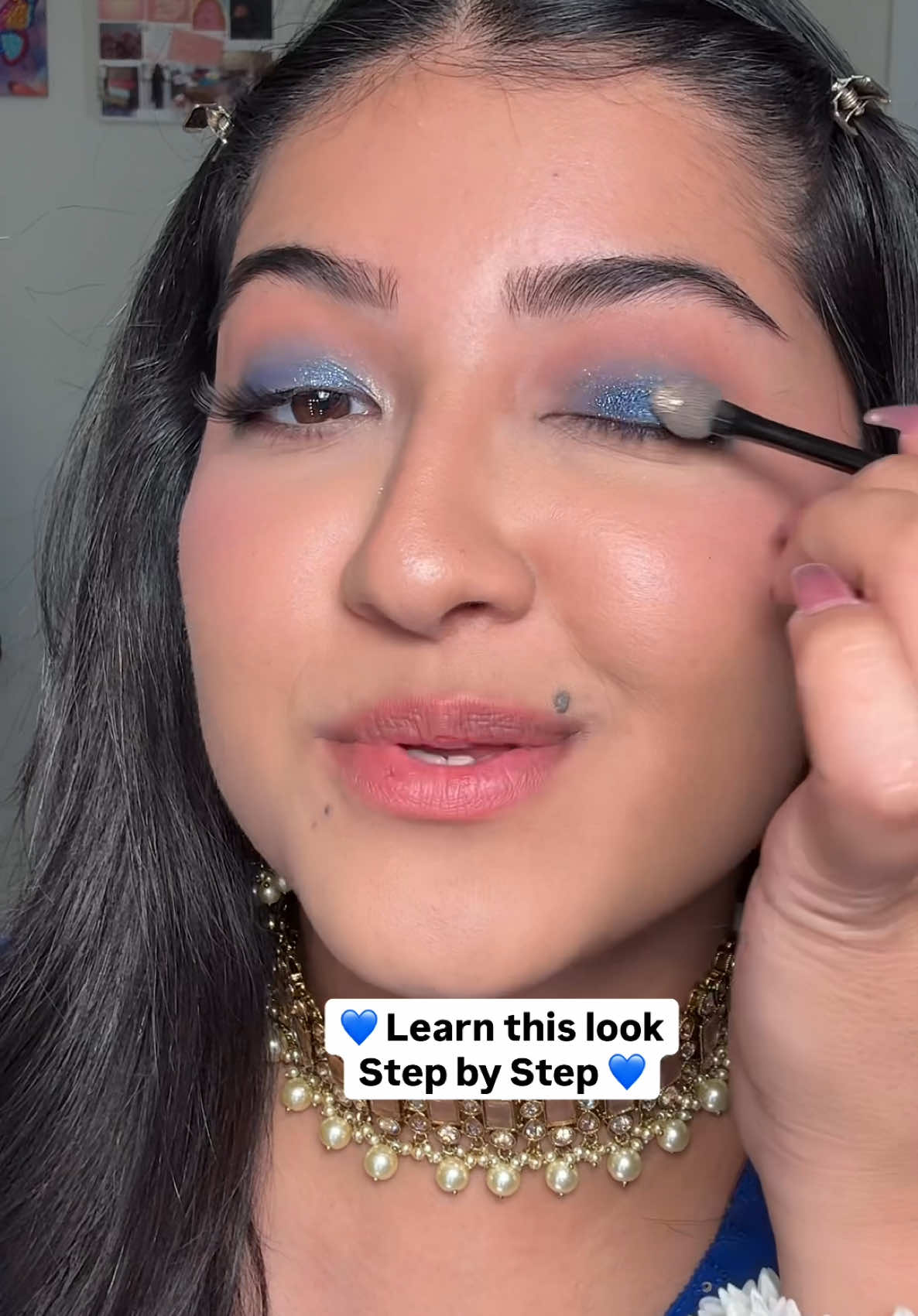 Let’s do this eye look 💙💙💙💙 step-by-step  @forever52official color palette blue lava  @Maybelline New York mascara  @elfcosmetics eyeliner  @Huda Beauty easy bake powder  @Amazon eyelashes  #eyeshadowtutorial #eyeshadowlook #stepbysteptutorial #stepbystep #makeuptutorial #ethnicwear 