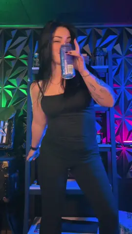 some @Monster Energy and chill vibes🤪😈😆, ALSO besties a reminder if you get a message from “me” and it’s NOT from this account it’s NOT me 😵‍💫 ty xoxo — #heeyitslil #fyp #alt #xyzbca #monsterenergy 
