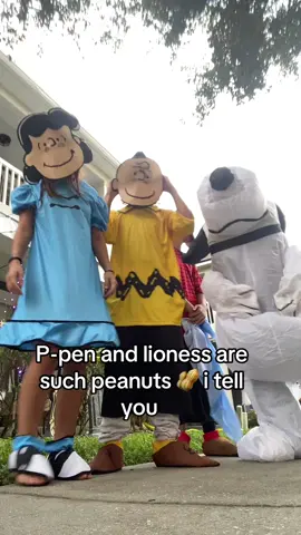There’s always the shy guy #penuts  #viral #charliebrown #xyzbca 