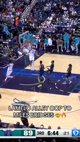 That was FILTHY 😮‍💨 #NBA #basketball #lameloball #hornets 