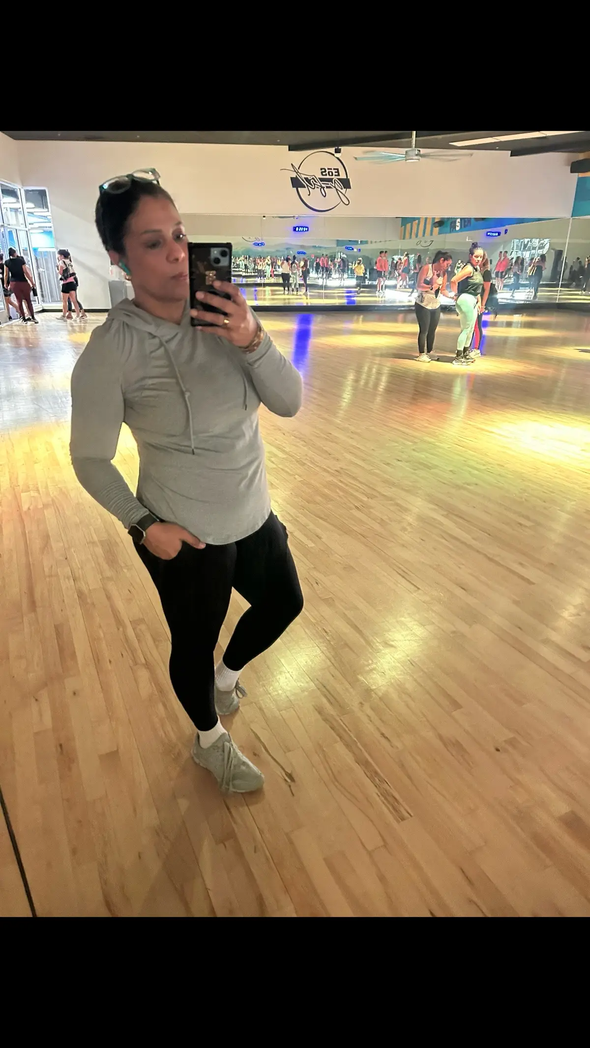 #fitafter40 #eosfitness #laaspiranteablogger #balance #zumbafitness 