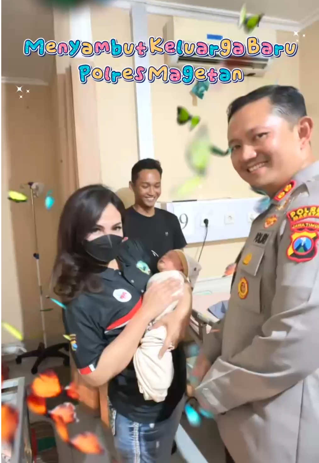 👶✨ Selamat Datang Keluarga Baru! ✨👶 Kapolres Magetan menyambut kelahiran putra dari Briptu Bastomi 🍼 Semoga menjadi anak yang sehat, cerdas, dan berbakti kepada orang tua, agama, serta bangsa 🇮🇩 #humaspolri #humaspoldajatim #listyosigitprabowo #kapoldajatim #poldajatim        