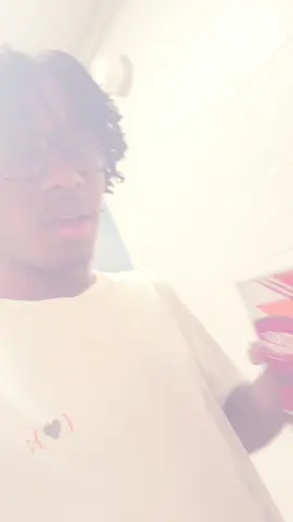 #foodreview #popeyes *DISCLAIMER this isn’t an endorsement of Popeyes or their ways*