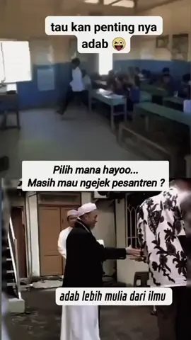 nah betapa penting nya seorang guru menwgur anak didik nya ketika si anak bandel bukan nya di dukung orang tua seharusnya orang tua juga harus ikut menegur biar sang anak lebih meng hormati pada orang yang lebih tua darinya ..🥰🥰 #berandatiktok #pyfツ 