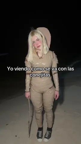 Y yo que quise innovar este año😭 #disfraz #lagartija #costume