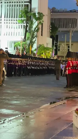 #ทรงพระเจริญ #พระกฐินหลวง #ทหารมหาดเล็กรักษาพระองค์ #ทหารรักษาพระองค์ 