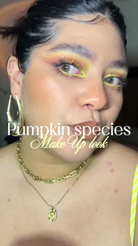 Pumpkin Spices Make Up idea #makeuptutorial #pumpinspicemakeup #creatorsearchinsights #makeupartist 
