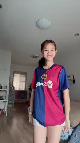 #🤣 #barcelona #❤️💙 #ကရင်မလေး🇳🇱 