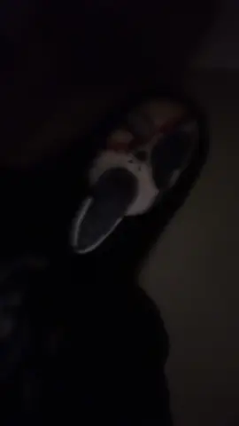 WHATS UR FAVORITE SCARY MOVIEEE ?? || #makeup #foryoupage #fypシ #xyzbca 