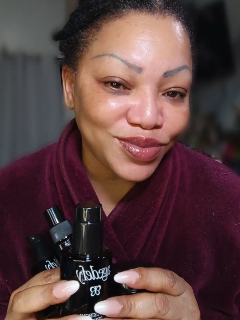 Aging skin were?? It's just damn good skin...   #goodskin #agingskin #productreview #agedefy #skincareover50  @AgeDefy 