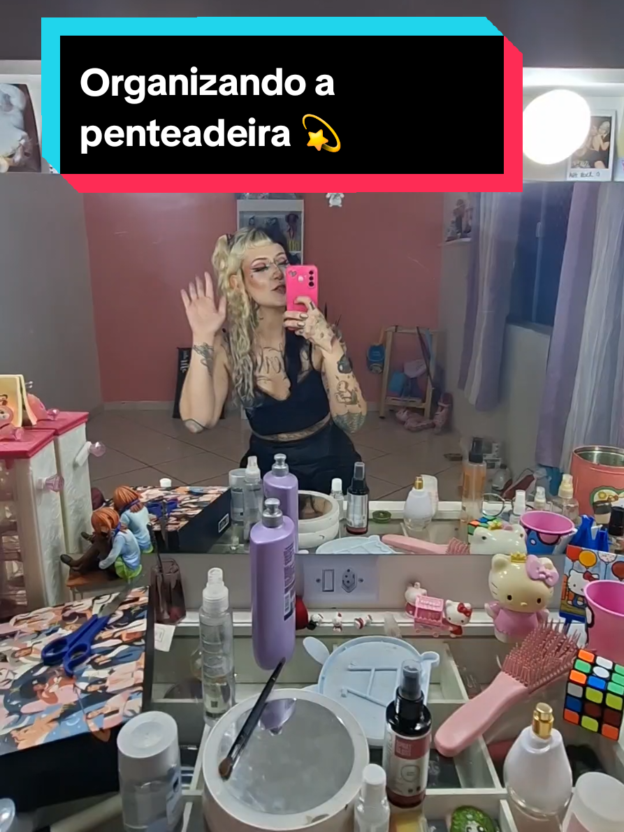 Organizando minha penteadeira que estava uma bagunçaaa  #makeup #girls #penteadeiracamarim  #alternative #foryoupage 
