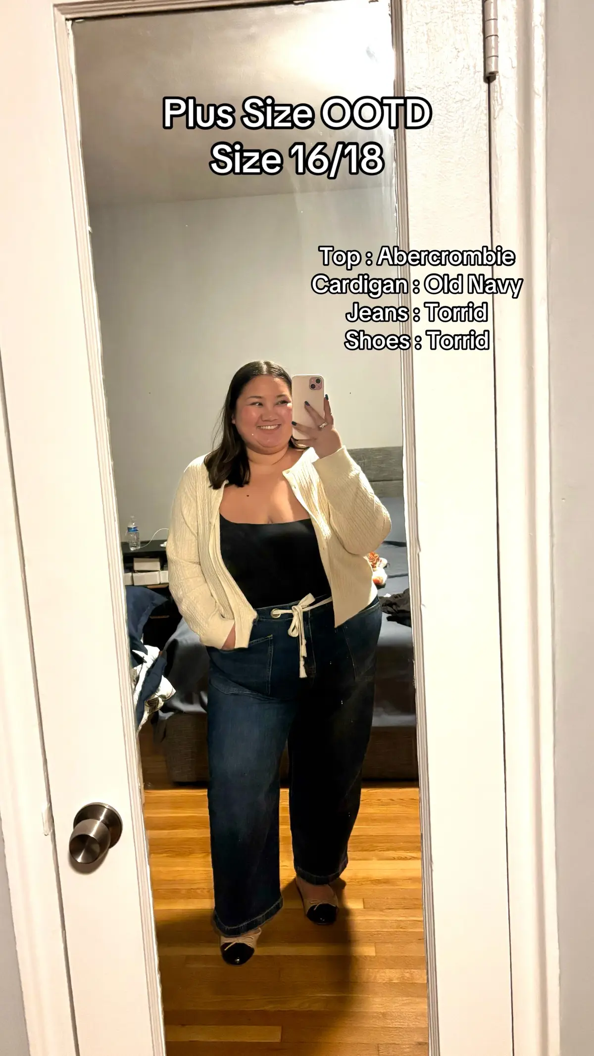 Plus size work OOTD✨ had to style my new @Torrid jeans because I literally couldn't wait to weat them🥰 felt cute and even got complimented at work🥹 #plussizefashion #plussizeootd #plussizeoutfits #plussizeoutfitideas #size16style 