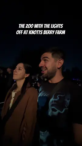 The Zoo with the Lights Off at Knott’s Scary Farm had me questioning everything 😨 I’ve never screamed so much in a maze before 💀 #KnottsScaryFarm #HauntedHouse #HalloweenTime #SpookySeason #ThemeParkAdventures 
