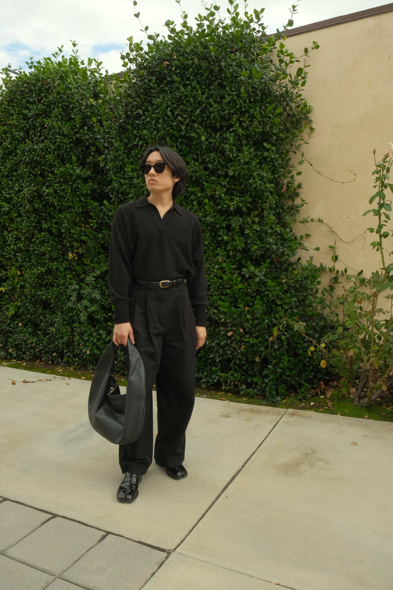 what I wore today ✨ top/bottoms/belt: @COS  shoes: @Maison Margiela  bag: @Flattered  #minimalism #mensstyle #mensfashion #OOTD #fashion
