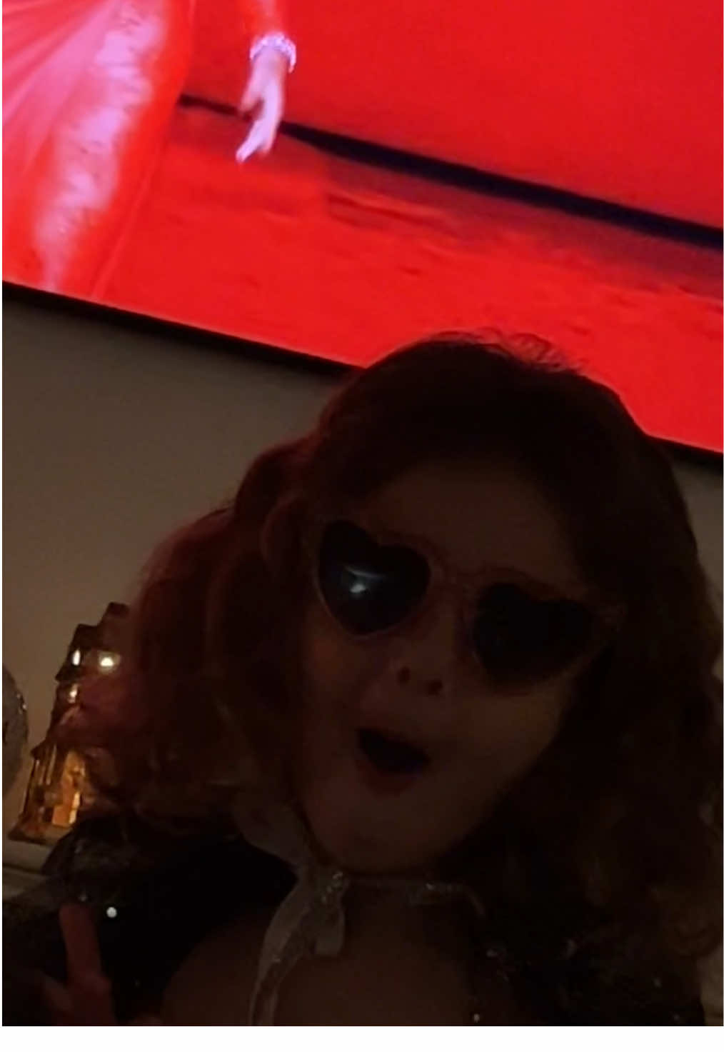 We have a fan! 🪽#vsfashionshow 