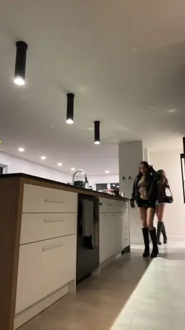 ✨✨#angels #victoriassecretfashionshow #outfitideas #fyp 