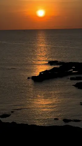 Người ta nói muốn thì sẽ tìm cách.. Nhưng em à, nếu lòng em đã chẳng còn hướng về anh. Thì anh có tìm cả ngàn cách cũng chỉ là điều vô nghĩa... #dulich #hoanghon #binhminh #tamtrang #daophuquy 