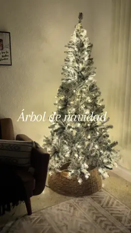 Árbol nevado de navidad 🌲🌲🌲🌲 . . . #decoraciondenavidad #arboldenavidad #tiktokshopcreatorpicks #cybermonday #tiktonshopblackfriday 