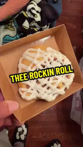 The other night we got a random knock on our door and it was a really nice lady offering us a cinnamon roll. She had no idea that Scoots and I were content creators, and we knew immediately we had to spread the word about @The Rockin Roll and her amazing rock and roll themed cinnamon rolls! #cinnamonroll #therockinroll #radcliff #foodreview #snackgod 