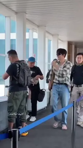 pantau terus yang pake baju kotak-kotak jangan sampe lolos.. 🤗🤗🤭🤭😘😘😘💗💗💗💗💗#jichangwook #mywookie #foryoupage❤️❤️ #jichangwookoppa #fypシ゚ 