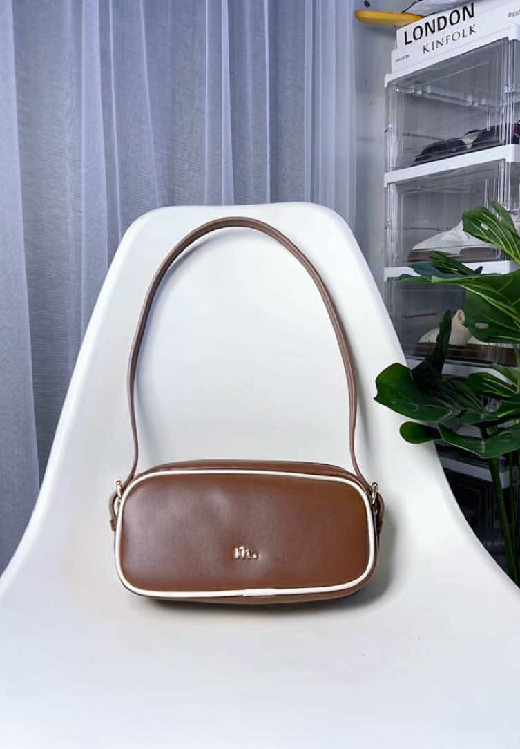 new Arrival from @MOSSDOOM  . Sola bag in brown🍂🤎 #mossdoom #mossdoombag #solabag 