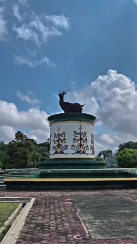 Bundaran Rusa Salah Satu Ikon Kabupaten Lamandau #kalimantan #lewatberanda #lamandau #dayak #kalimantantengah 