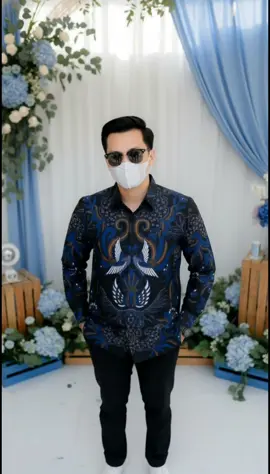 rekomendasi baju batik pria baju batik cowok baju batik kondangan baju batik acara formal cocok banget buat pria keren baju batik pria cowok keren baju batik lengan panjang baju batik pria lengan panjang apa ajalah terserah #promoseruweekend #bajupria #outfitcowok #batikindonesia #batikcowok 
