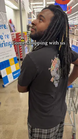 Come shopping with us 🤭 @Trey #fypシ #foryoupage #viralvideo #viraltiktok #momsontiktok 