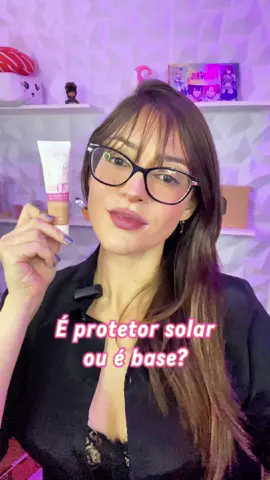 A praticidade chegou! ✨ Finalmente um produto que protege a minha pele com FPS 70 e ainda entrega uma alta cobertura com acabamento super natural. O novo Solar Expertise Efeito Make-Up de @L’Oréal Paris  me acompanha o dia todo! E você, já simplificou sua rotina de beleza hoje? Me conta aqui! @L'Oréal Paris Brasil  #publicidade #solarexpertisemakeaup 