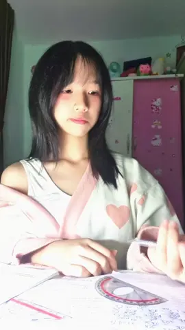 Mặt hơi đơ tại căng thẳng á mấy mom =)))#trend #trending #xh #fyp #2013 