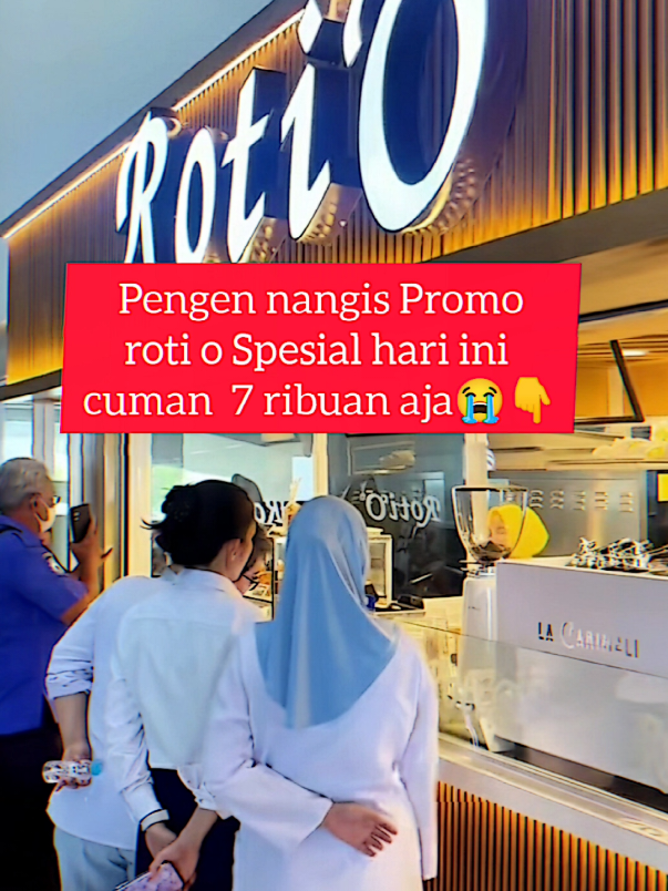 kemana mana selalu beli Roti o karna seenak itu apalagi pakai ice cream #juarajajanoct #rotio #rotioindonesia #promoseruweekend #promomakan1010 