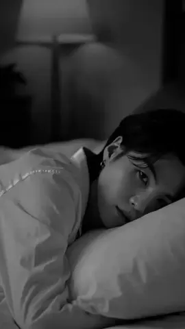 No Me dejes solo... Don't leave me alone... cover: Jungkook & YoonGi ok esto es edit ( cover jk & yg ) pero yo la escuche aqui en t1kt0k y la busque en youtube y originalmete laa descripcion de la cuenta oficial o almenos la que yo encontre dice lo siguiente. 🎬 YouTube : Esta canción se planificó y se compuso con ChatGPT, y se utilizó la IA de Suno para la composición y los arreglos. Todo el diseño de la propuesta, la revisión de la letra, la selección de la versión final y la edición fueron realizados directamente por el artista (SONN985), (Music is Spoken). Esta música es una creación asistida por IA basada en la intervención creativa humana, y los derechos de autor y comerciales pertenecen a (SONN985), (Music is Spoken). 💖 당신의 작은 응원이 저에게 큰 힘이 됩니다. 🙏 후원해 주신 마음은 더 좋은 음악과 영상으로 보답하겠습니다. ✨ 진심으로 감사합니다. 본 곡은 ChatGPT를 활용하여 가사 아이디어를 기획·작성하고, Suno AI를 사용해 작곡·편곡 과정을 진행하였습니다. 모든 프롬프트 설계, 가사 수정, 최종 버전 선택 및 편집은 아티스트 (SONN985),(음악은 말을 대신한다) 가 직접 수행하였습니다. 해당 음악은 인간의 창작적 개입을 기반으로 제작된 AI 보조 창작물이며, 저작권 및 상업적 권리는 (SONN985),(음악은 말을 대신한다) 에게 있습니다. 무단 복제, 도용, 2차 배포를 금합니다. This song was created using ChatGPT for lyric ideas and concept development, and Suno AI for composition and arrangement support. All prompt design, lyric editing, final version selection, and post-production were personally directed and completed by the artist SONN985 and the creative team “Music Speaks (음악은 말을 대신한다)”. This work was produced through human creative involvement and is classified as an AI-assisted original creation. La edicion del video cover Jungkook & Yoongi si es de @Jessii23_30 de esta cuenta...