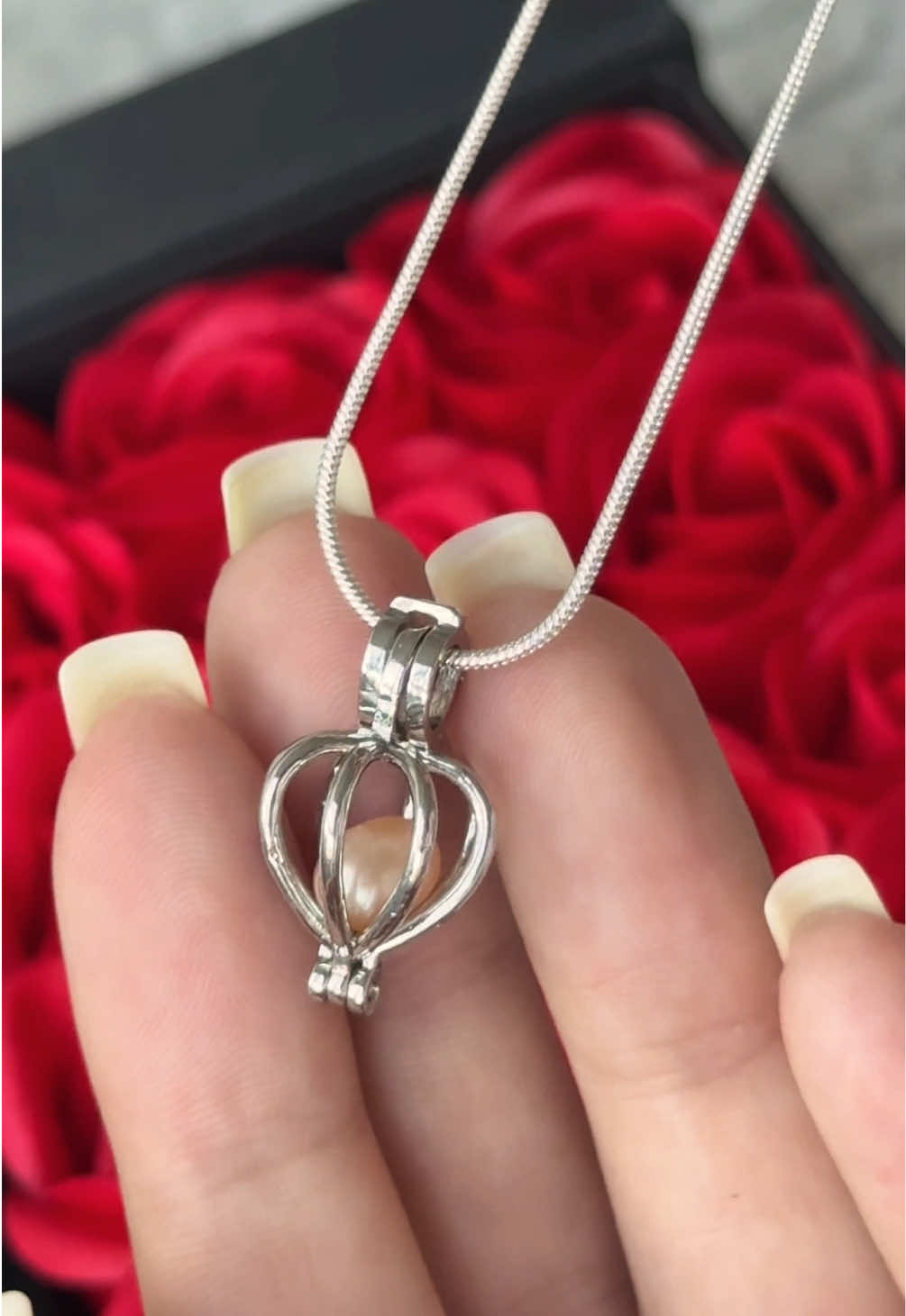 the cutest thing I've ever received 🥹  #pearl #pearls #pearly #pearlyasmr #pearljewelry 