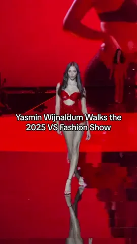 #yasminwijnaldum made her return to the #VSFashionShow tonight in New York City.