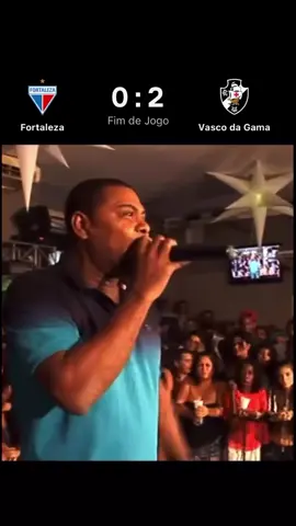 com menos 1 e lateral improvisado.😎 #vasco #fortaleza #brasileirao 