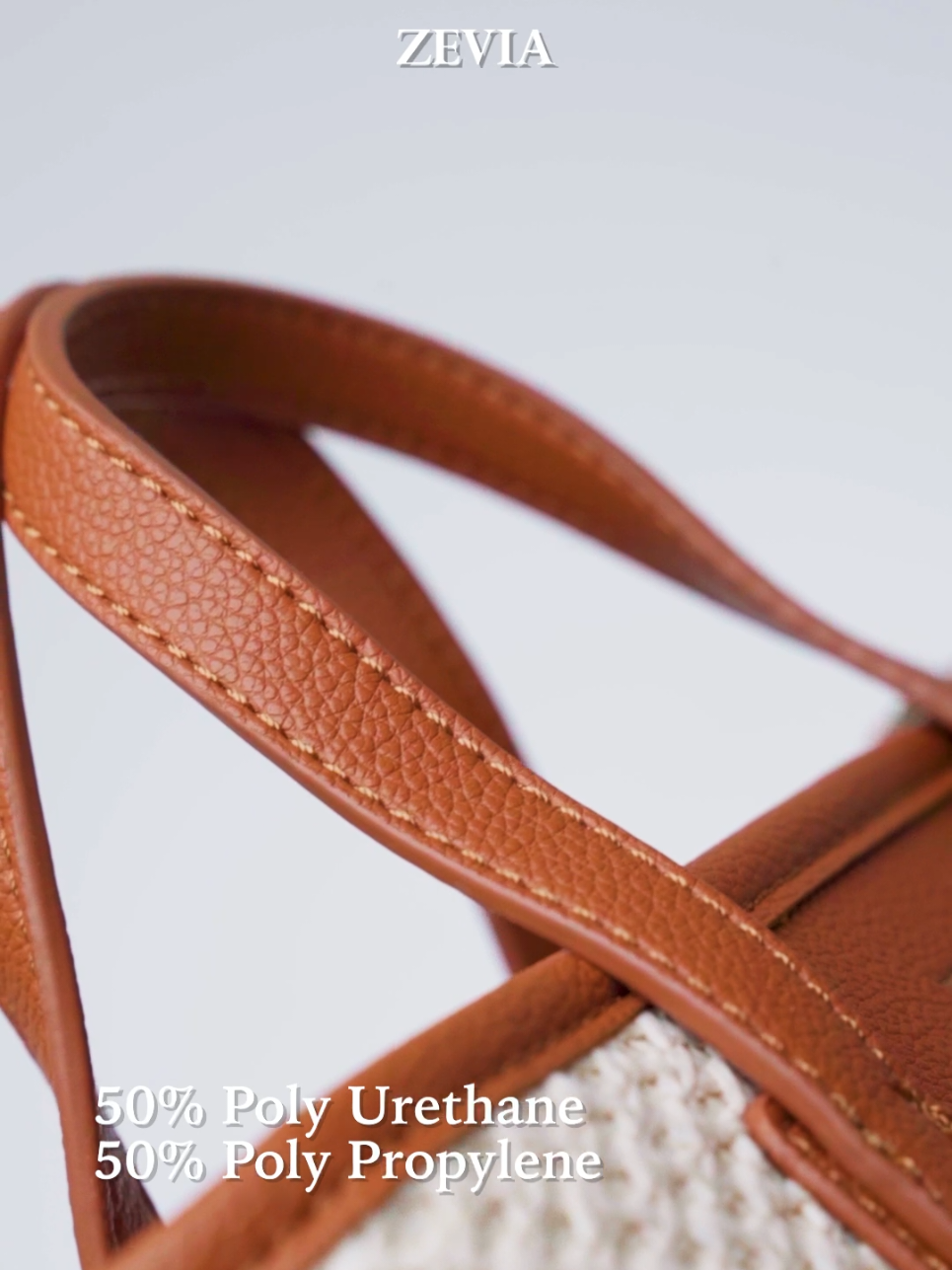 Fresh design, feminine vibe, and camera-ready beauty. 🎞️ The Dahlia Bag turns every step into a statement of style. 💖 #DahliaBag #ZeviaBag #FeminineStyle #OOTDGoals #LuxuryLook 