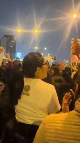Congreso de mierda, las ratas afuera  #15O #congresodelperu #quesevayantodos 