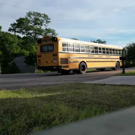 Turning a bus into a home... #bus #house 