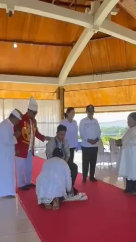 Mas wapres Pagi ini melakukan Prosesi Joko Toha dari sultan Jailolo#gibranrakabuming #gibran #wapres 